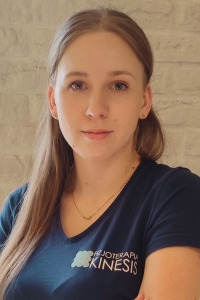 Oliwia Włodarczyk, fizjoterapeuta w Gabinecie Fizjoterapii Kinesis w Częstochowie