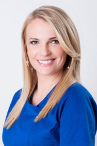 Klaudia Porawska-Jędrzejczak, fizjoterapeuta w Gabinecie Fizjoterapii Kinesis w Częstochowie